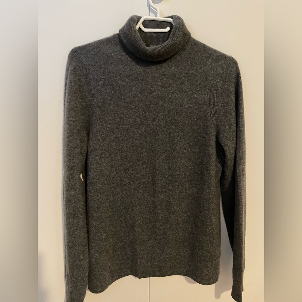 Saks Fifth Avenue Charcoal Gray Turtleneck Sweater
